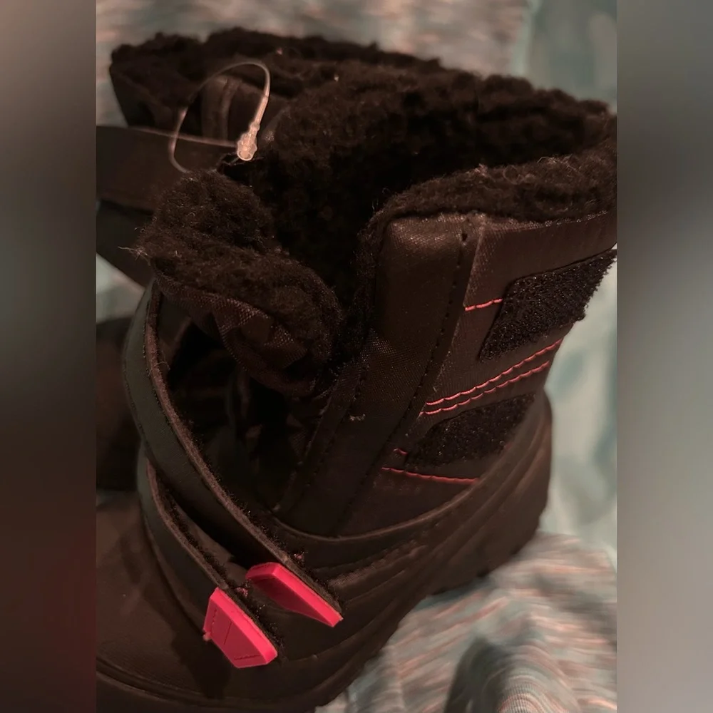 WONDER NATION Snow Winter Boots Velcro straps Toddler Girl sz 7 NEW